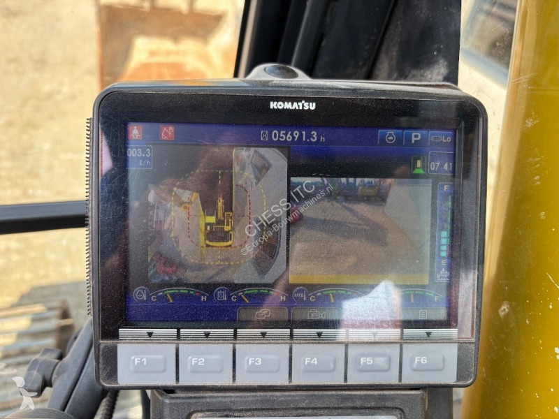 جرافة Komatsu HB 215LC-3 HB 215 - PC 210 - -11