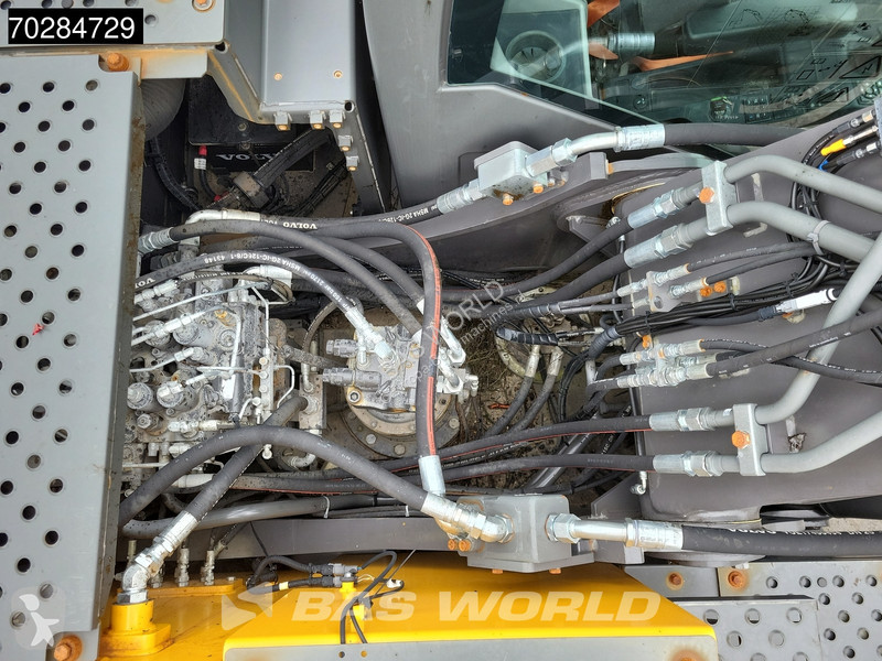 Escavadora Volvo EC200 E L