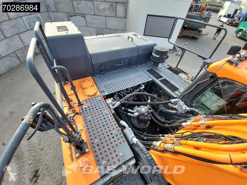 Lopatový nakládač Doosan -7