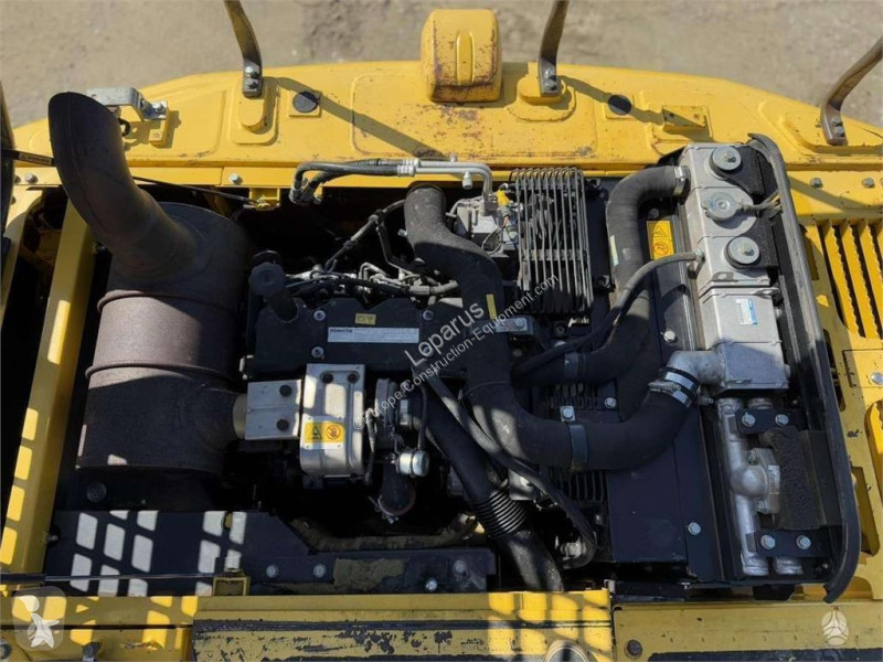 Excavator Komatsu LC-8