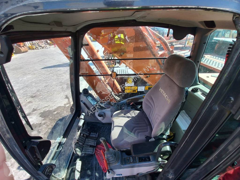 Graafmachine Hitachi -5G (Abu Dhabi)