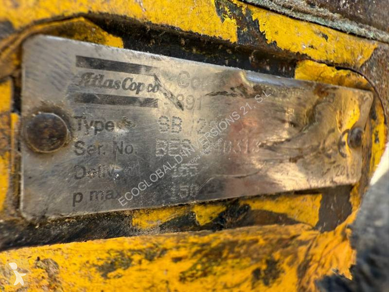 Excavadora Caterpillar
