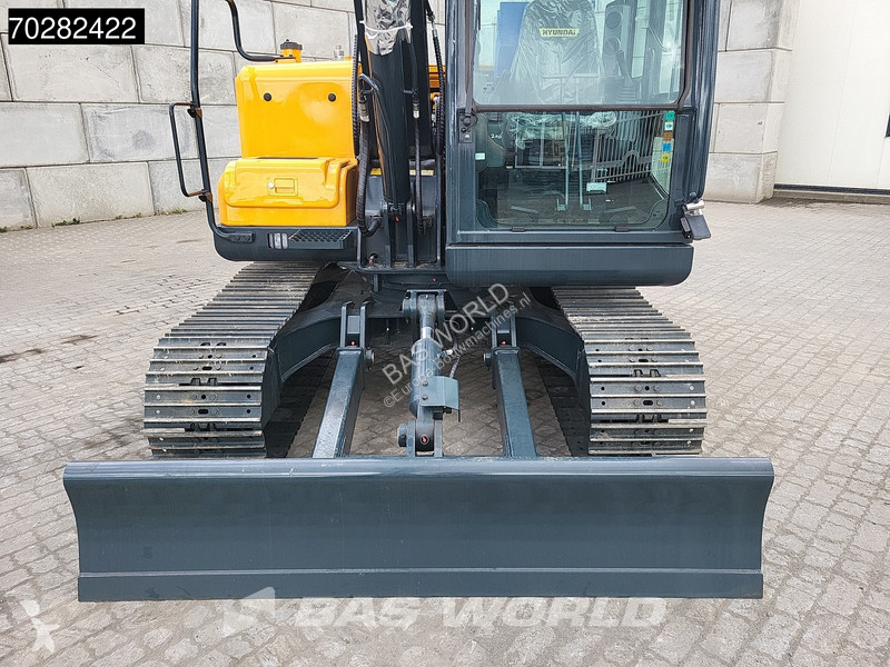 Excavator Hyundai HX80 N A/C - NEW UNUSED