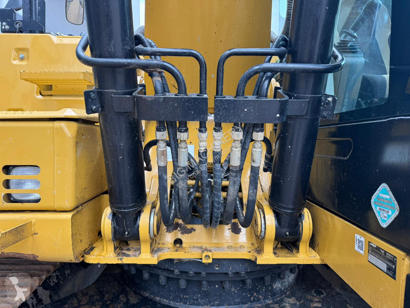 Excavator Caterpillar 320FL incl. 3 x Bucket