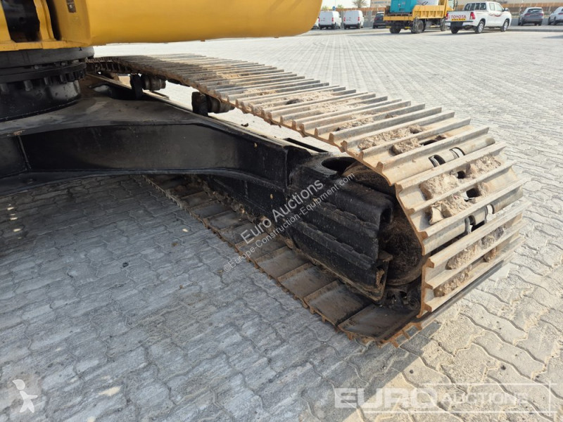 Excavator Caterpillar 3
