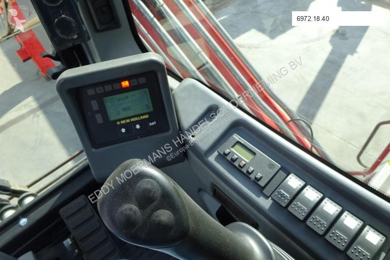 جرافة New Holland MH 6.6 With Generator For Magnet