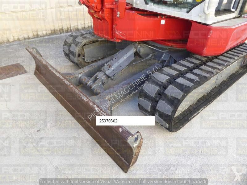 Escavatore Takeuchi TB257FR