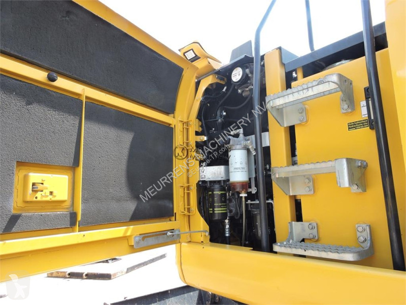 Graafmachine Komatsu PW148