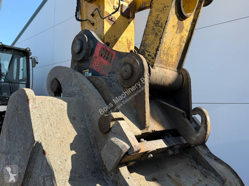 Excavator Caterpillar - German Machine /...