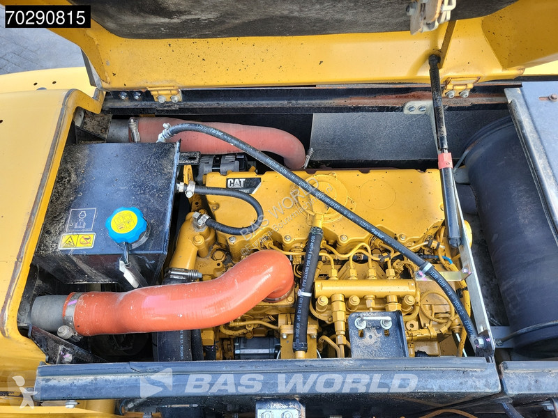 Excavator Caterpillar D