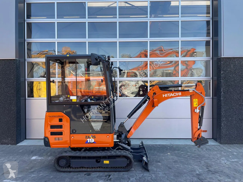 Escavadora Hitachi ZX19-6