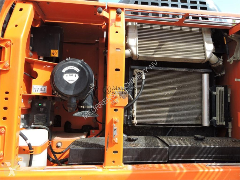 Escavatore Komatsu -10