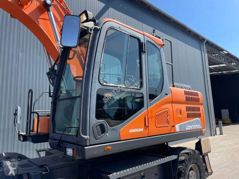 جرافة Doosan -5