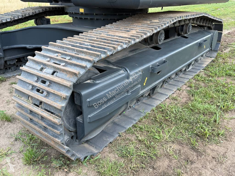 جرافة Hyundai HX360L - New / Unused / Hammer Lines