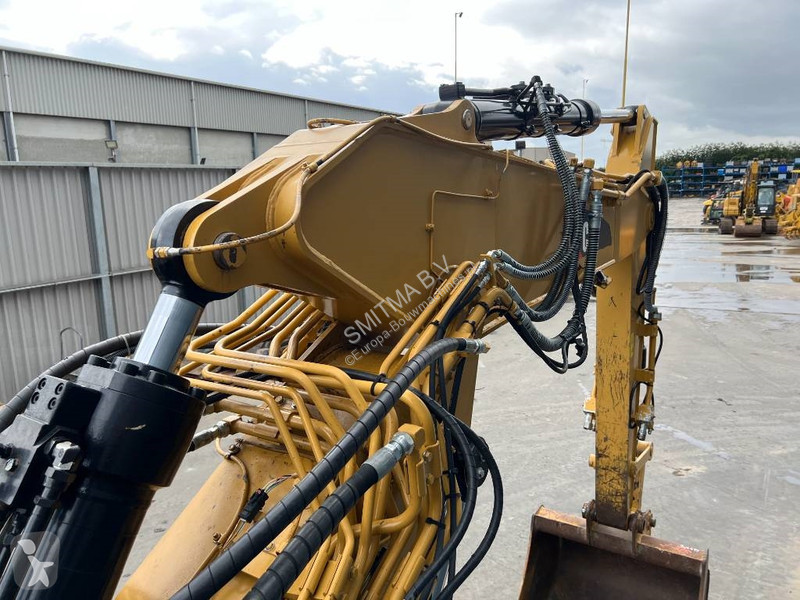Rýpadlo Caterpillar F LCR