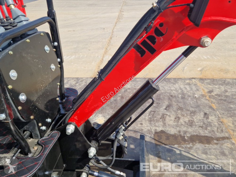 Escavadora JPC HT12