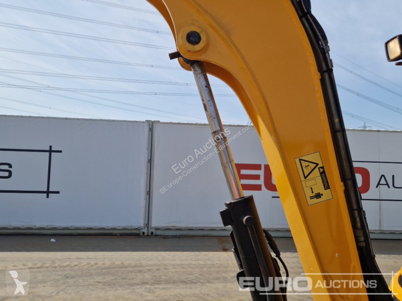 Escavadora JCB
