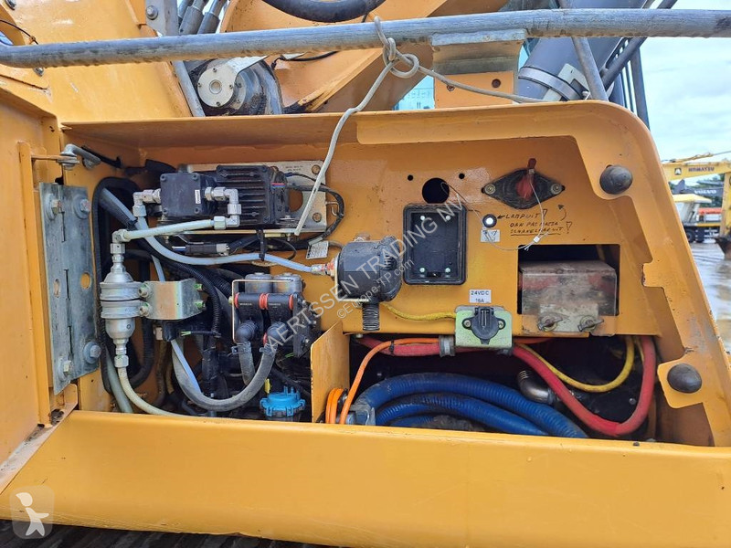 Escavadora Liebherr