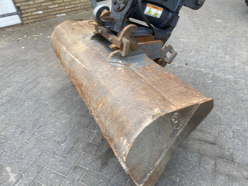 Excavator Terex