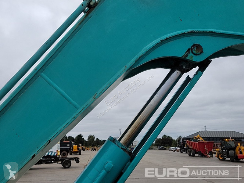 Escavadora Kobelco -C