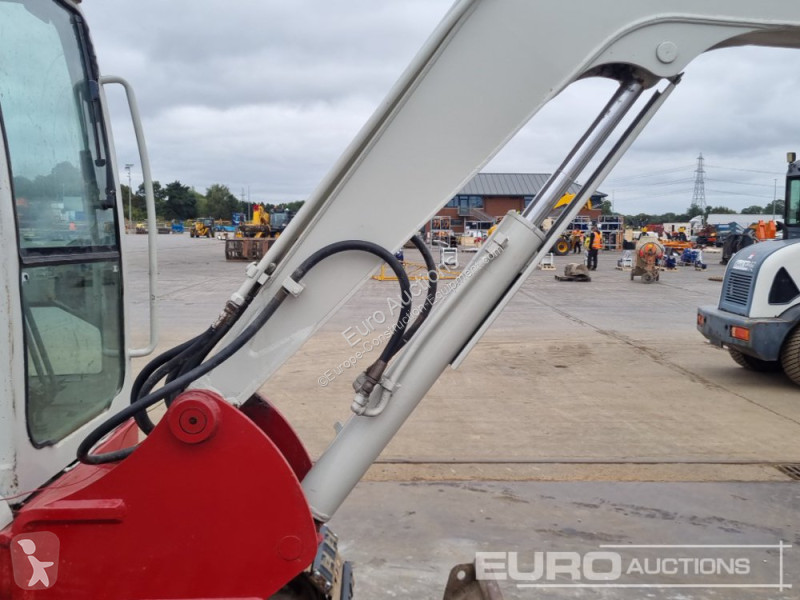 Excavadora Takeuchi TB150C