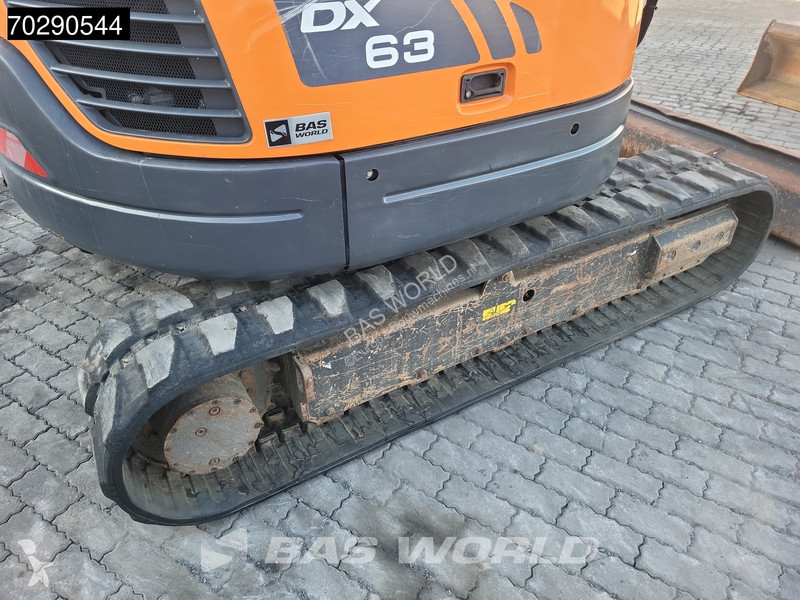 Escavadora Doosan DX63-3