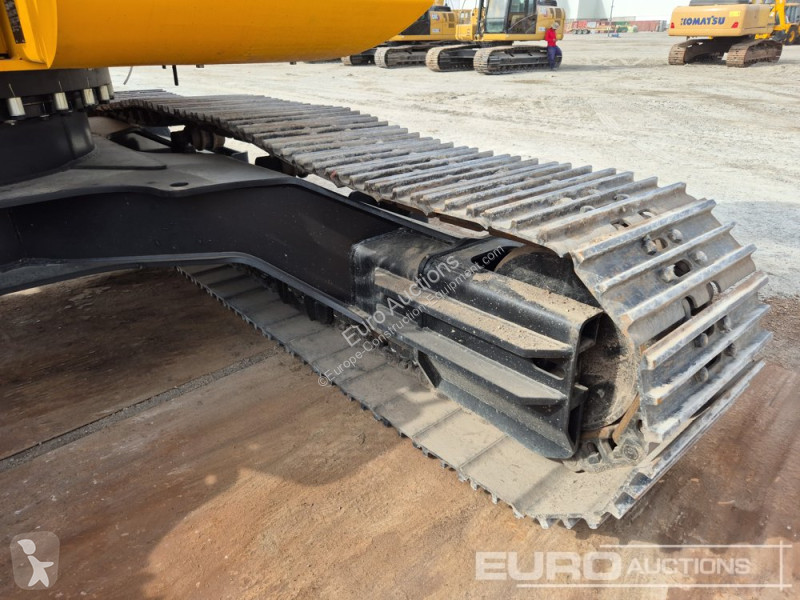 جرافة JCB JS215LC