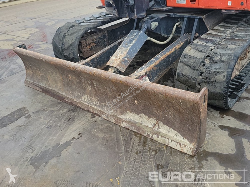 Escavadora Kubota KX080-4A