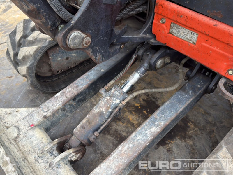 جرافة Kubota U27-4