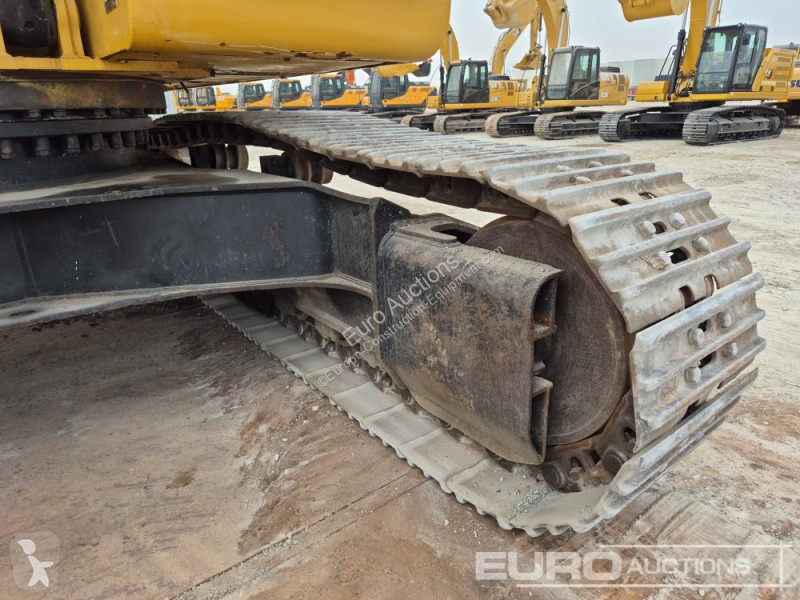 Escavatore Caterpillar 2