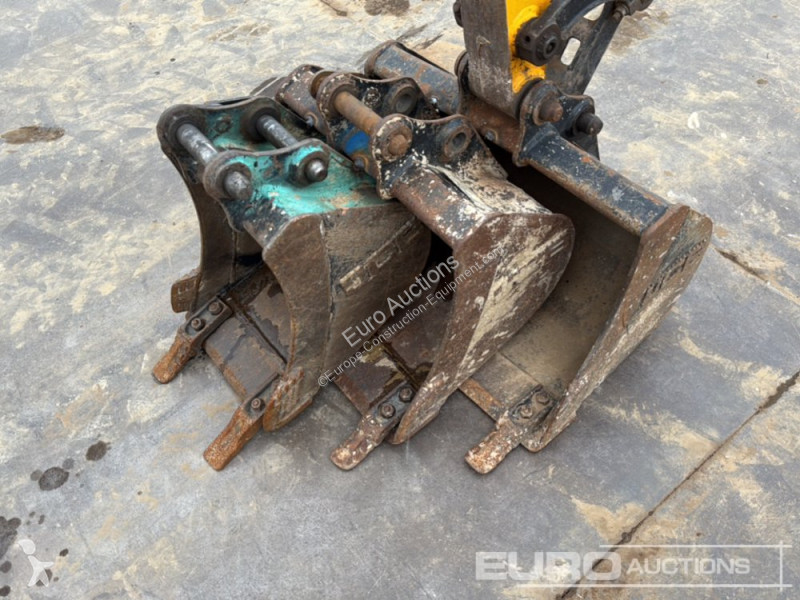 جرافة JCB 16C-1