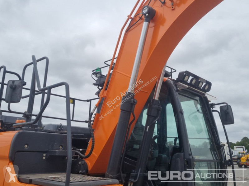 Escavatore Doosan -7
