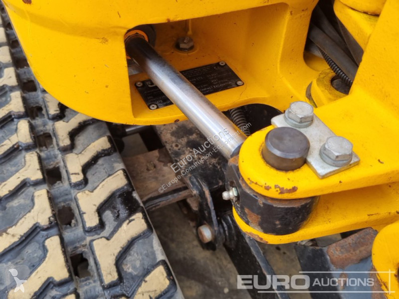 جرافة JCB