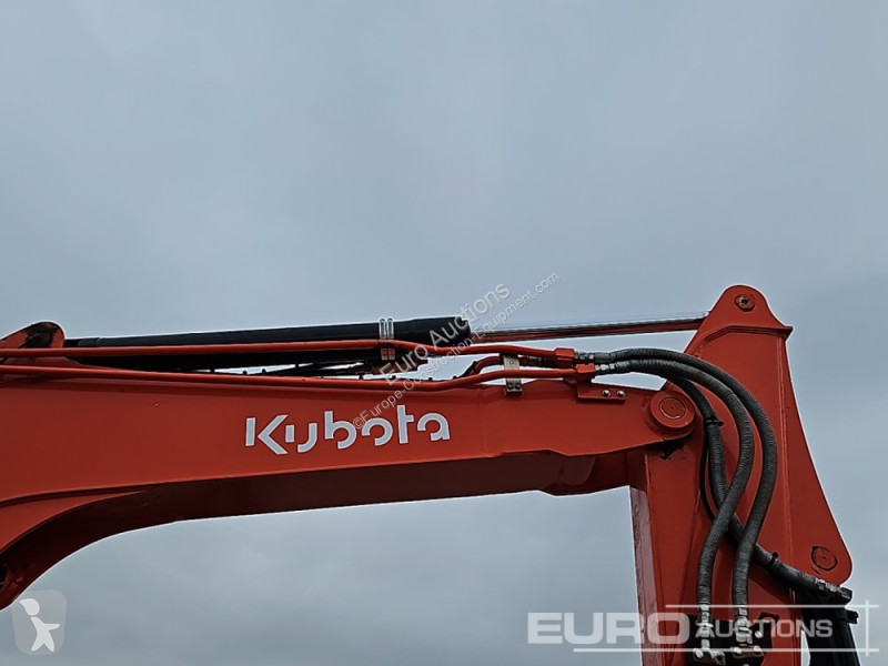 Escavadora Kubota KX080-4A2