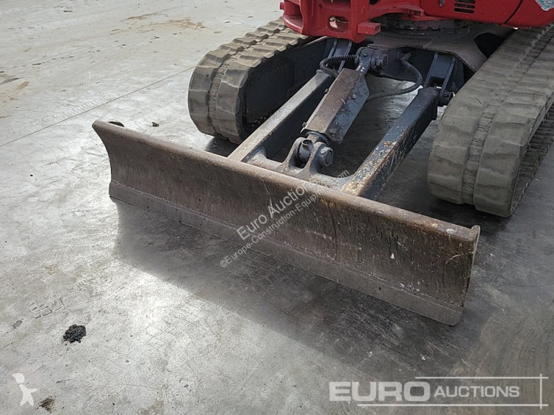 Escavadora Takeuchi 0
