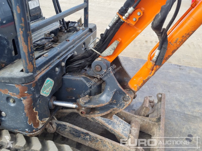 Excavadora Hitachi ZX17U-2