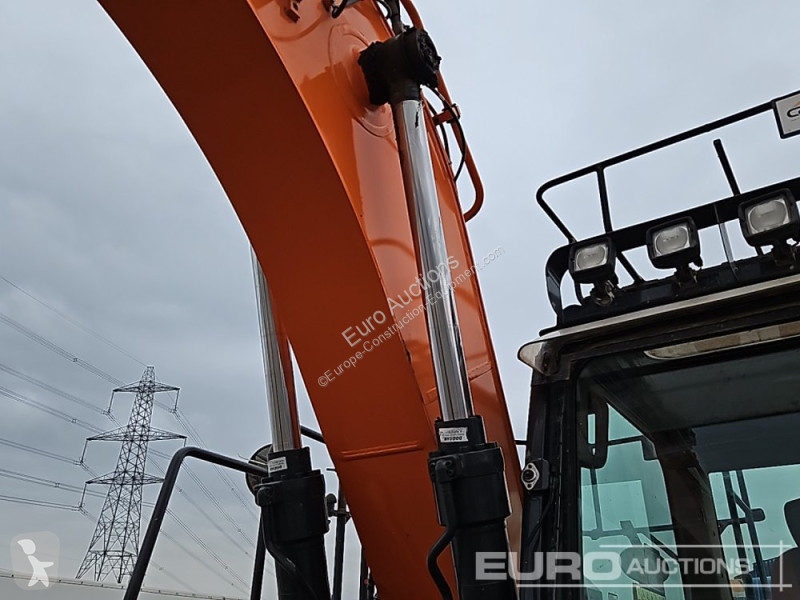 جرافة Doosan -5