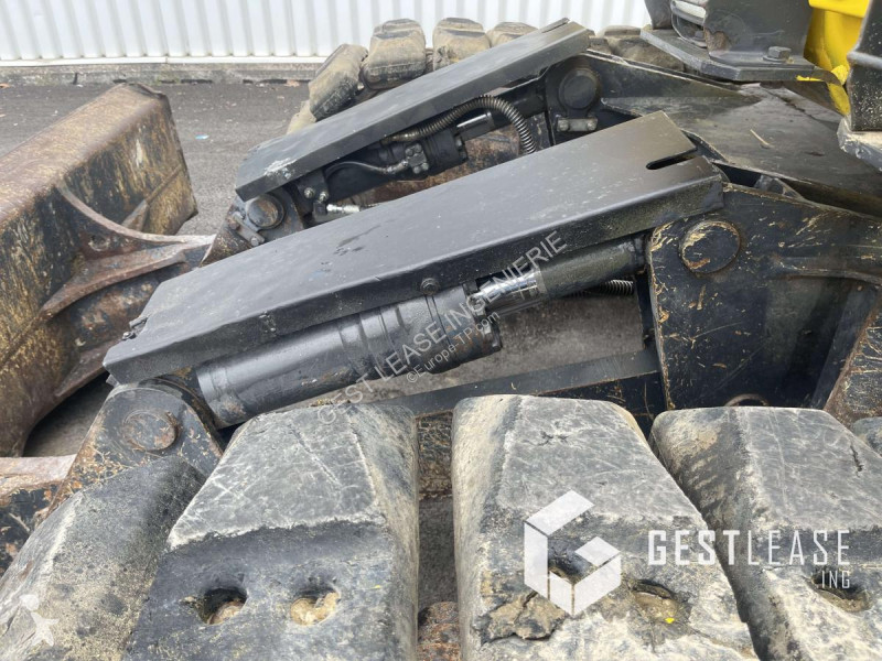 Escavadora Komatsu  PC138US-11