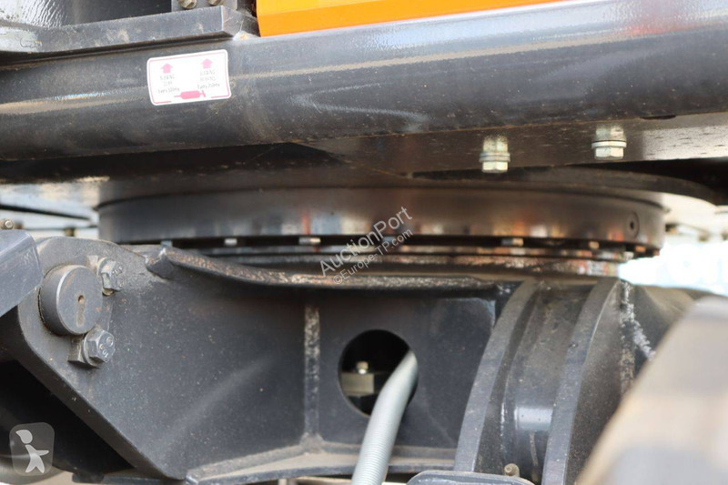 Escavadora Hitachi ZX33U-6 CLR