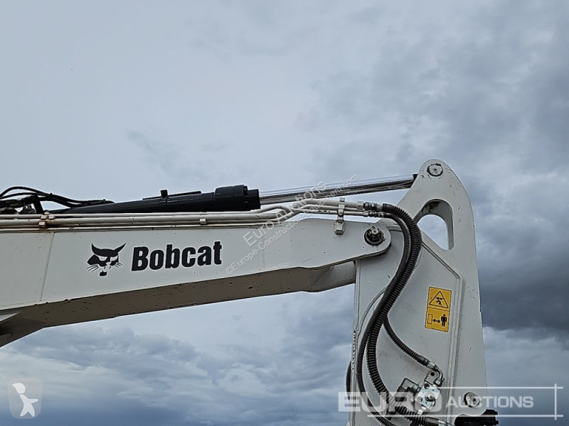 Lopatový nakládač Bobcat