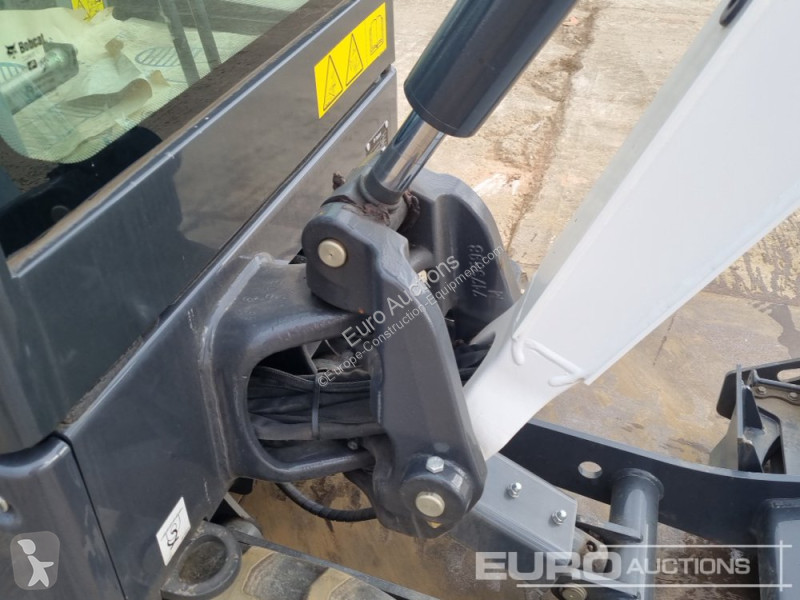 Lopatový nakládač Bobcat E19