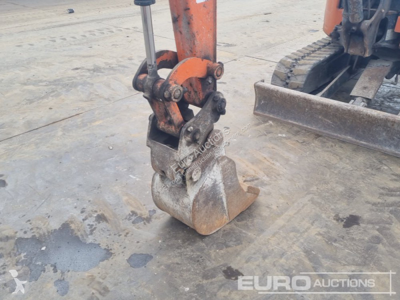 Excavadora Hitachi ZX26U-5A CLR