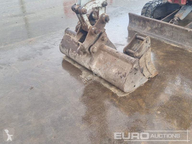 Skovl Takeuchi