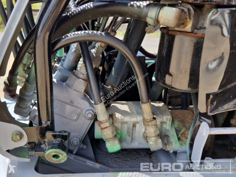 Escavadora Kobelco SS1