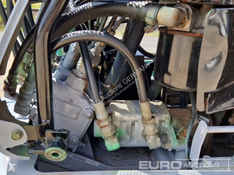 Escavadora Kobelco SS1