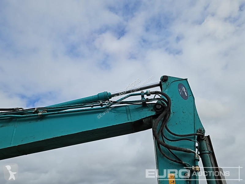 Escavadora Kobelco SK230SRLC-5