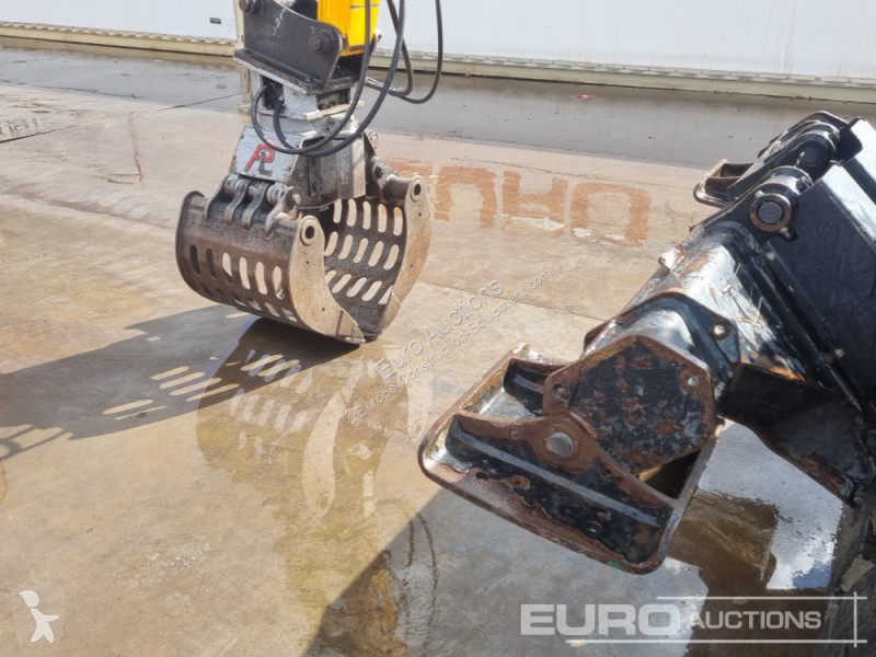 جرافة JCB HD110WT