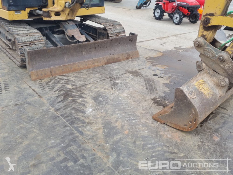 Escavatore Caterpillar R