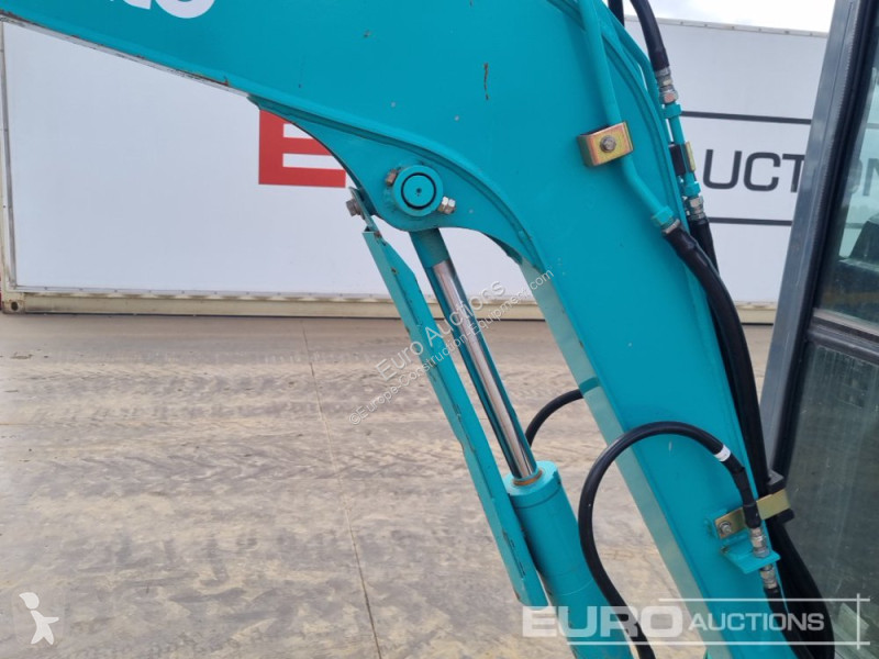 Escavadora Kobelco SK17SR-3E