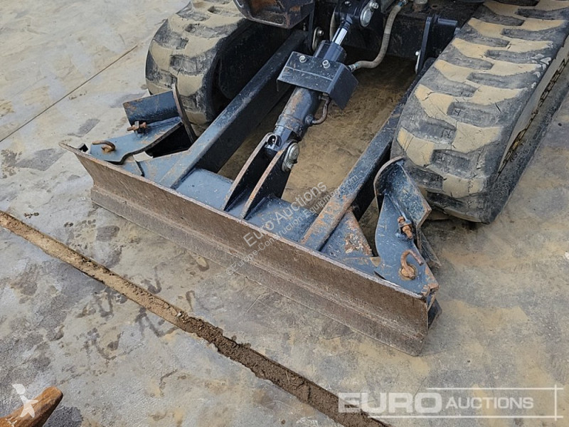 جرافة Kubota KX019-4